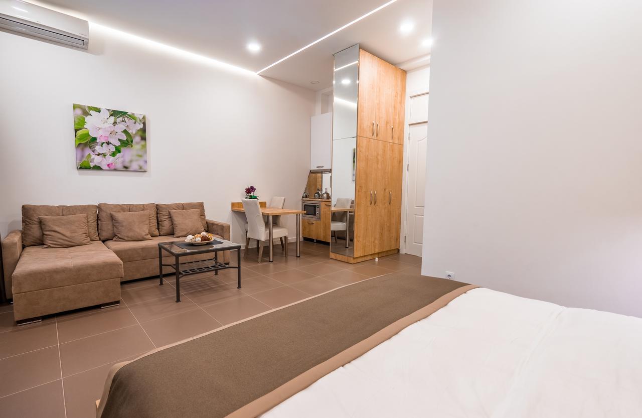 טביליסי Luxury Apartments On Central Avenue מראה חיצוני תמונה